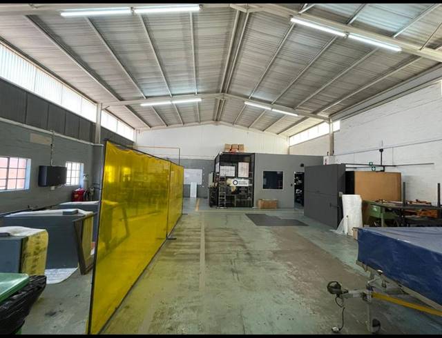 INDUSTRIAL PROPERTY TO RENT IN HENNOPSPARK